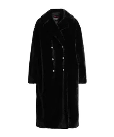 Maxco. Plain Colour Shearling In Black