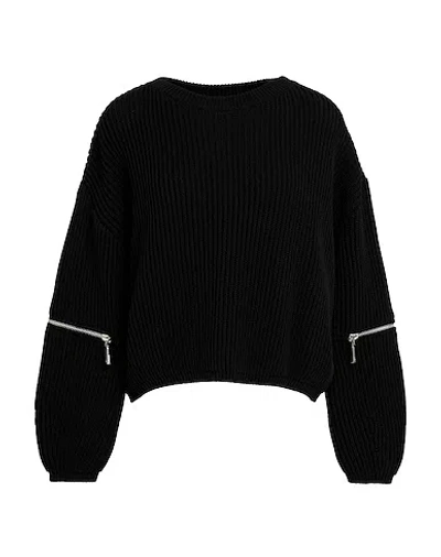 Maxco. Solid Color Knit Top In Black