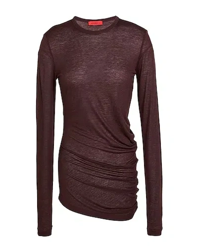 Maxco. Solid Color Long-sleeve Crew Neck T-shirt In Burgundy