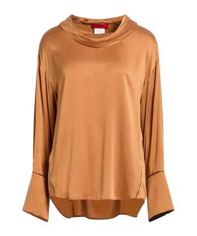 Maxco. Top In Brown