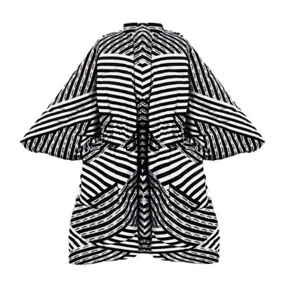 Maxjenny Women's Black / White Oversized Puffer Coat – Black & White