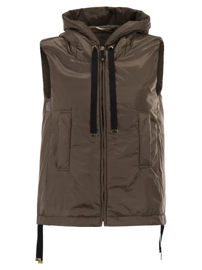 Maxmara The Cube Greengo Sleeveless In Drip Proof Technical Fabric In Brown