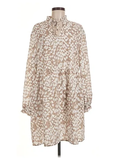 Pre-owned Mazik Casual Dress In Tan