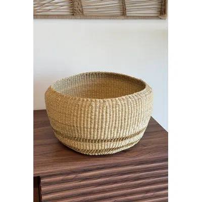 Mbare Handwoven 1 String Round Planter Basket In Beige