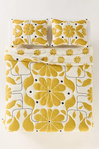 Mckenzie Parrott Floral Threads Cotton Floral Printed Quilt