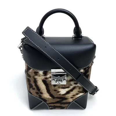 Pre-owned Mcm Beige Black Leather Leather Shoulder Bag () In Beige, Black