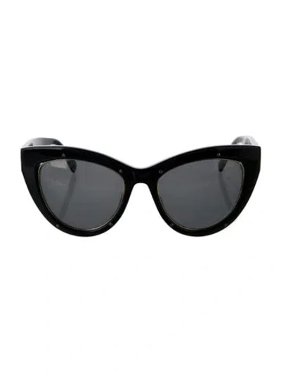 Pre-owned Mcm Cat-eye Tinted Sunglasses In Black
