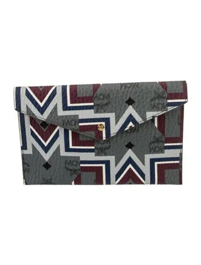 Pre-owned Mcm Clutch In Burgundy