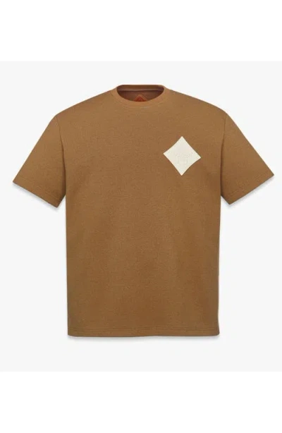 Mcm Logo Patch Bouclé T-shirt In Cognac
