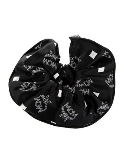 Pre-owned Mcm Logo Print Hair Scrunchy In Black
