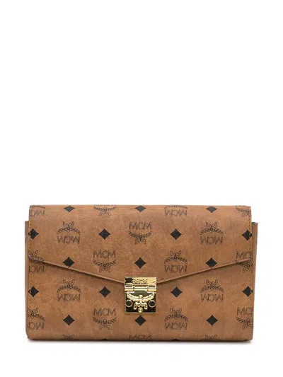 Mcm Tracy Shoulder Bag In Brown