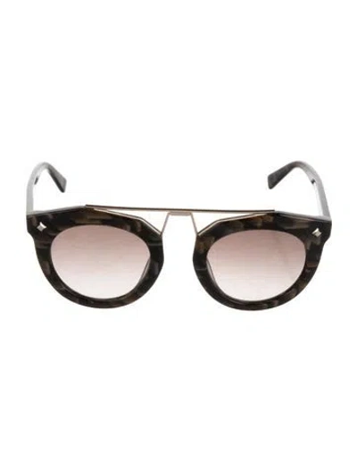 Pre-owned Mcm Oversize Gradient Sunglasses In Black