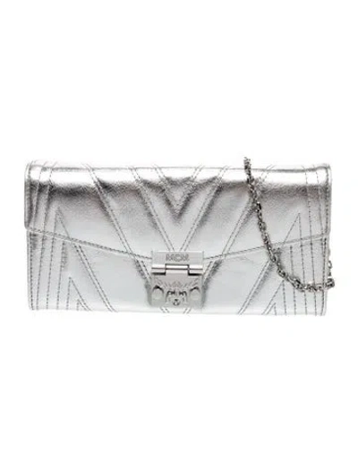 Pre-owned Mcm Patent Leather Clutch
