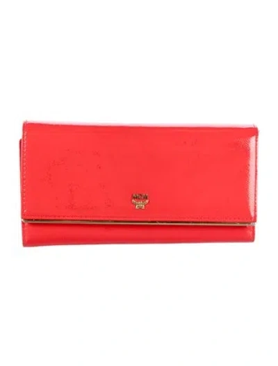 Pre-owned Mcm Patent Leather Continental Wallet In Red