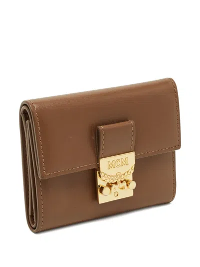 Pre-owned Mcm Patricia Leather Wallet In Brown