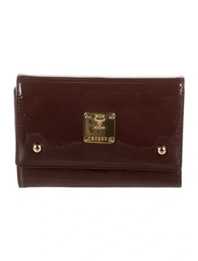 Pre-owned Mcm Visetos Patent Leather Wallet In Burgundy