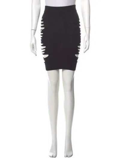 Pre-owned Mcq By Alexander Mcqueen Cutout Accent Knee-length Skirt In Black
