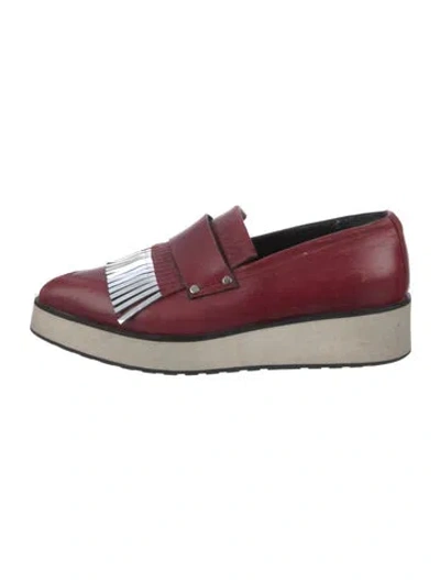 Pre-owned Mcq By Alexander Mcqueen Leather Fringe Trim Accent Loafers In Red