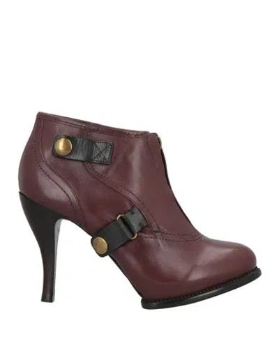 Mcq By Alexander Mcqueen Mcq Alexander Mcqueen Woman Ankle Boots Burgundy Size 7 Leather