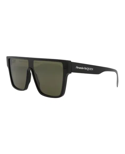 Pre-owned Mcq By Alexander Mcqueen Men's Mcq Alexander Mcqueen Alexander Mcqueen Aviator Sunglasses In Black Black Green (am0354s/30012