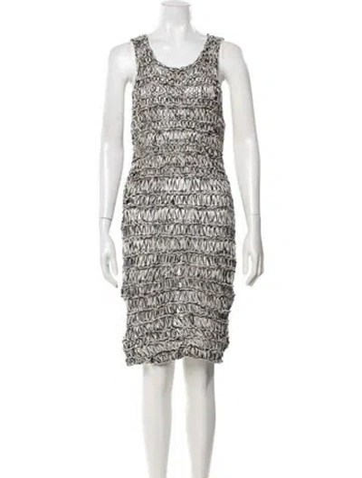 Pre-owned Mcq By Alexander Mcqueen Patterned Knee-length Dress In Black/white