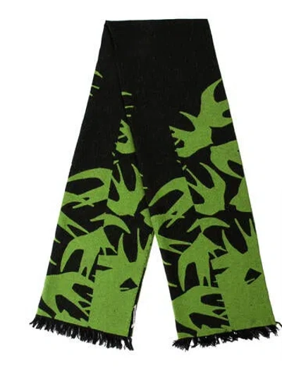 Pre-owned Mcq By Alexander Mcqueen Printed Scarf In Green