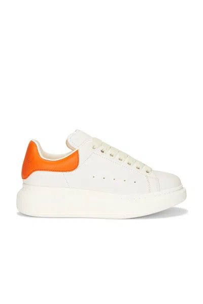 Alexander Mcqueen Oversized Sneaker In Orange