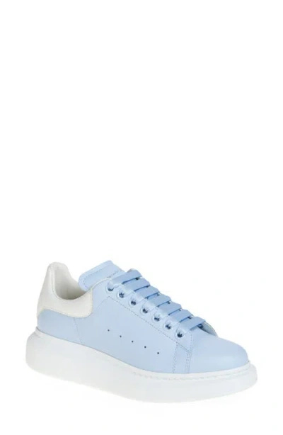 Alexander Mcqueen Mcqueen Seasonal Oversize Sneaker In Shirting Blue/white