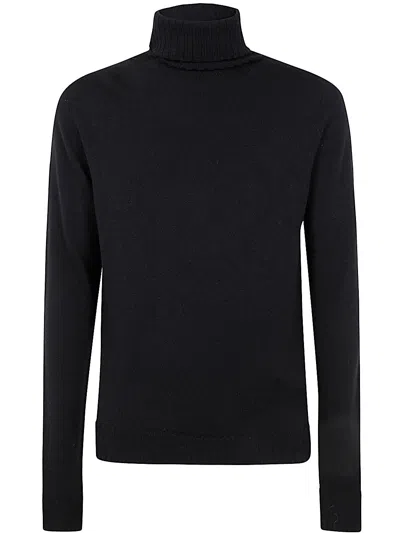 Md75 Turtle Neck Merinos Sweater In Black