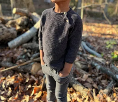 Me & Henry Kids' Roan Crewneck Sweater In Charcoal In Gray