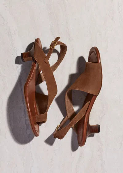 Me+em Contemporary Asymmetric Toe Loop Tan In Brown