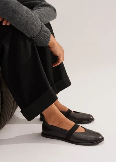 Me+em Elasticated Strap Mary Jane In Black
