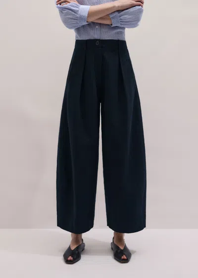 Me+em Pleat Barrel Pant In Blue