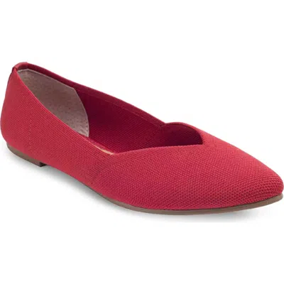 Me Too Alivia Pointed Toe Flat In Pink
