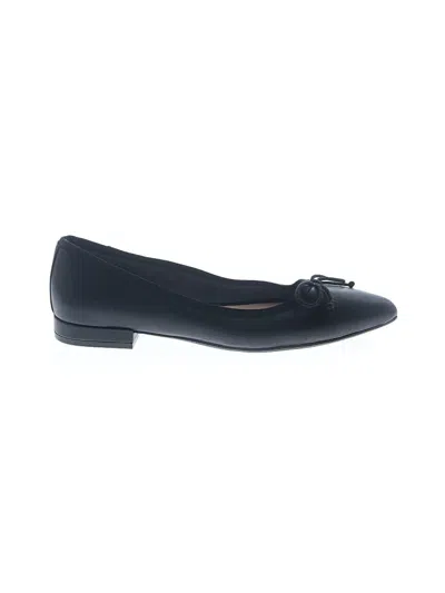 Pre-owned Me Too Flats In Black