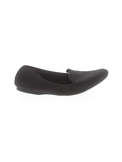 Pre-owned Me Too Flats In Black