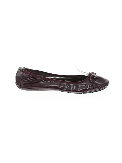 Pre-owned Me Too Flats In Burgundy