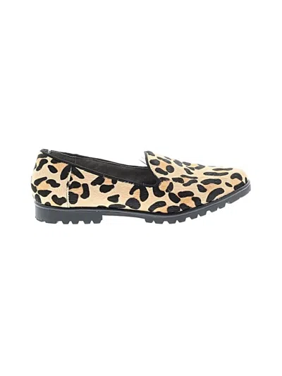Pre-owned Me Too Flats In Gold