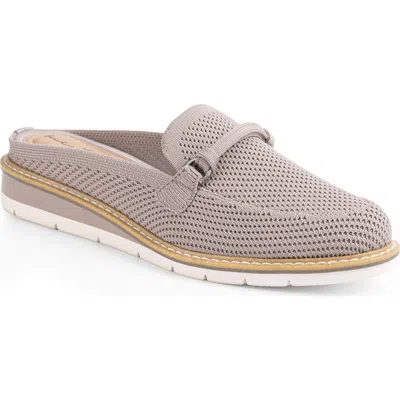 Me Too Harlan Loafer Mule In Brown