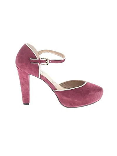 Pre-owned Me Too Heels In Burgundy