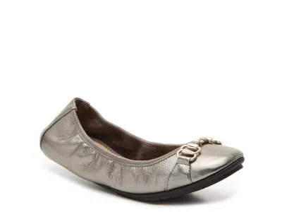 Me Too Olympia Ballet Flat In Gray