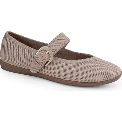 Me Too Soren Flat In Brown