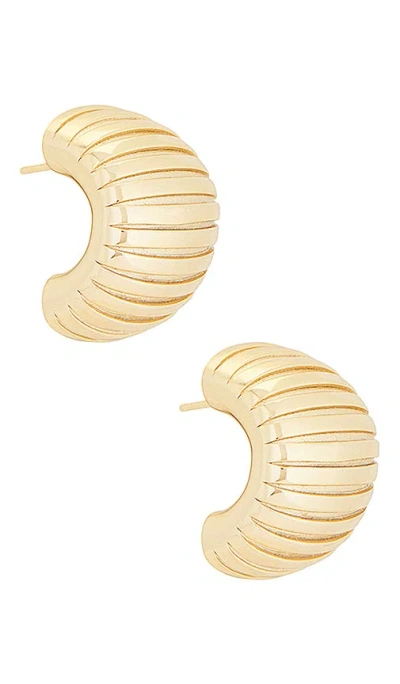 MEGAĀ SMALL STEP EARRING