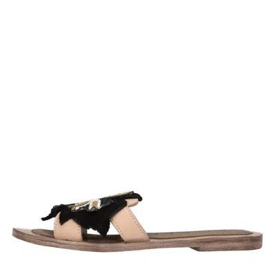 Meher Kakalia Flat Shoes In Neutral