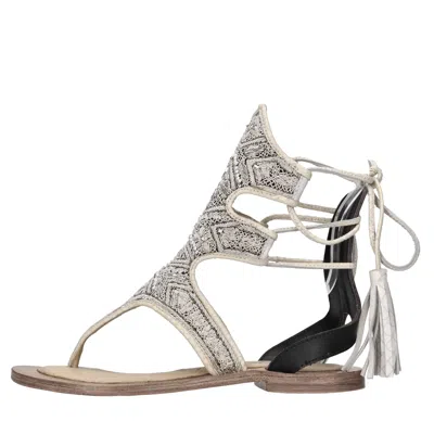 Meher Kakalia Flat Shoes In Neutral