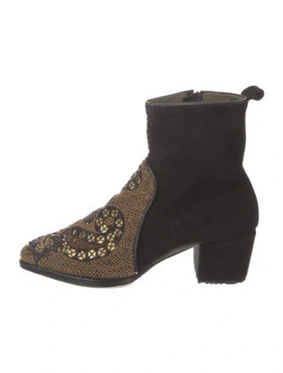 Pre-owned Meher Kakalia Suede Colorblock Pattern Boots In Black