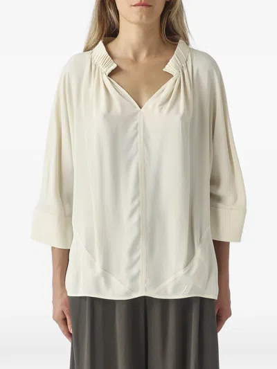 Meimeij Gathered V-neck Blouse In White