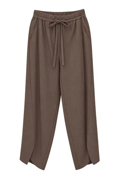 Meimeij Trousers  In Brown