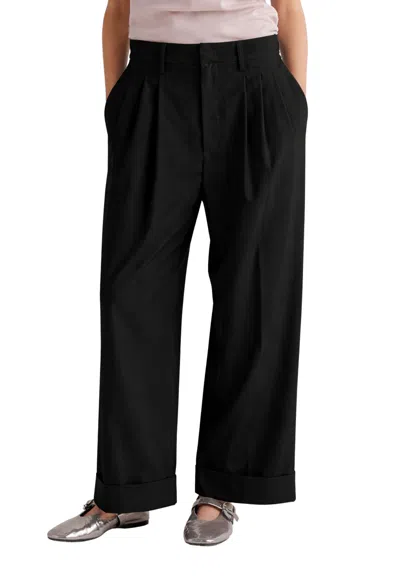Meimeij Women's Trousers  With Folds In Black
