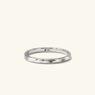 Mejuri 2mm Curve Band In White